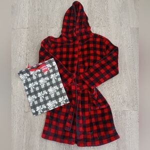 NWOT Eddie Bauer Kids Buffalo Plaid Quest Fleece Robe size M 10-12